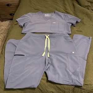 Figs scrub set. Catarina one pocket scrub top and Yola skinny scrub pant